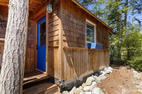 2437 Eddy Street Port Townsend WA 98368