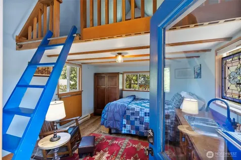 2437 Eddy Street Port Townsend WA 98368