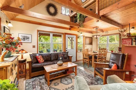 2437 Eddy Street Port Townsend WA 98368