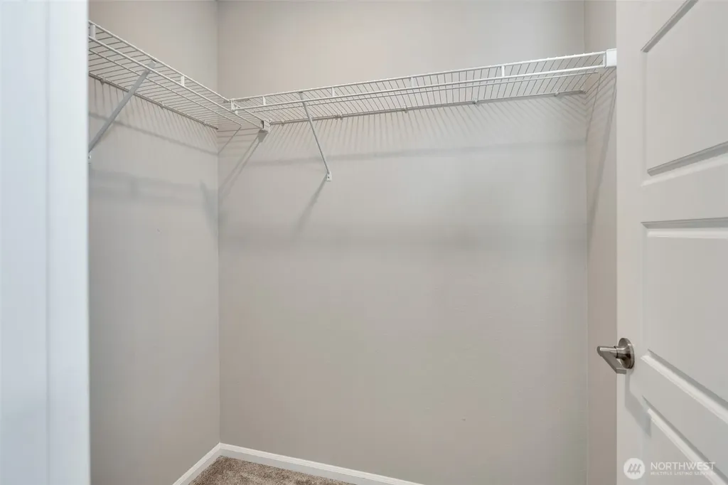32670 Stuart Avenue SE Black Diamond WA 98010
