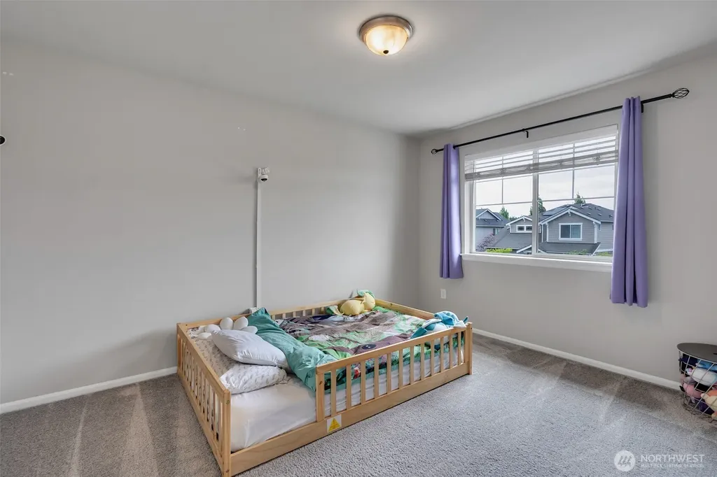 32670 Stuart Avenue SE Black Diamond WA 98010