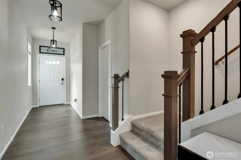 32670 Stuart Avenue SE Black Diamond WA 98010