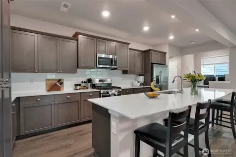 32670 Stuart Avenue SE Black Diamond WA 98010
