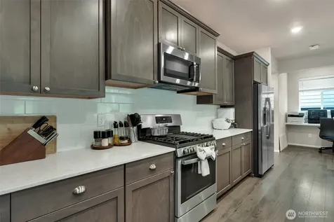 32670 Stuart Avenue SE Black Diamond WA 98010