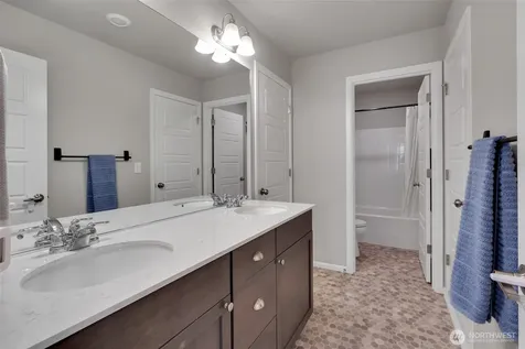 32670 Stuart Avenue SE Black Diamond WA 98010