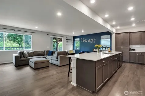 32670 Stuart Avenue SE Black Diamond WA 98010