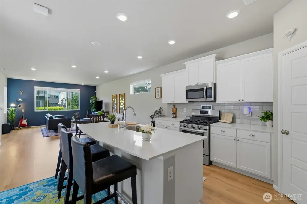 32467 Tolmie Lane Black Diamond WA 98010