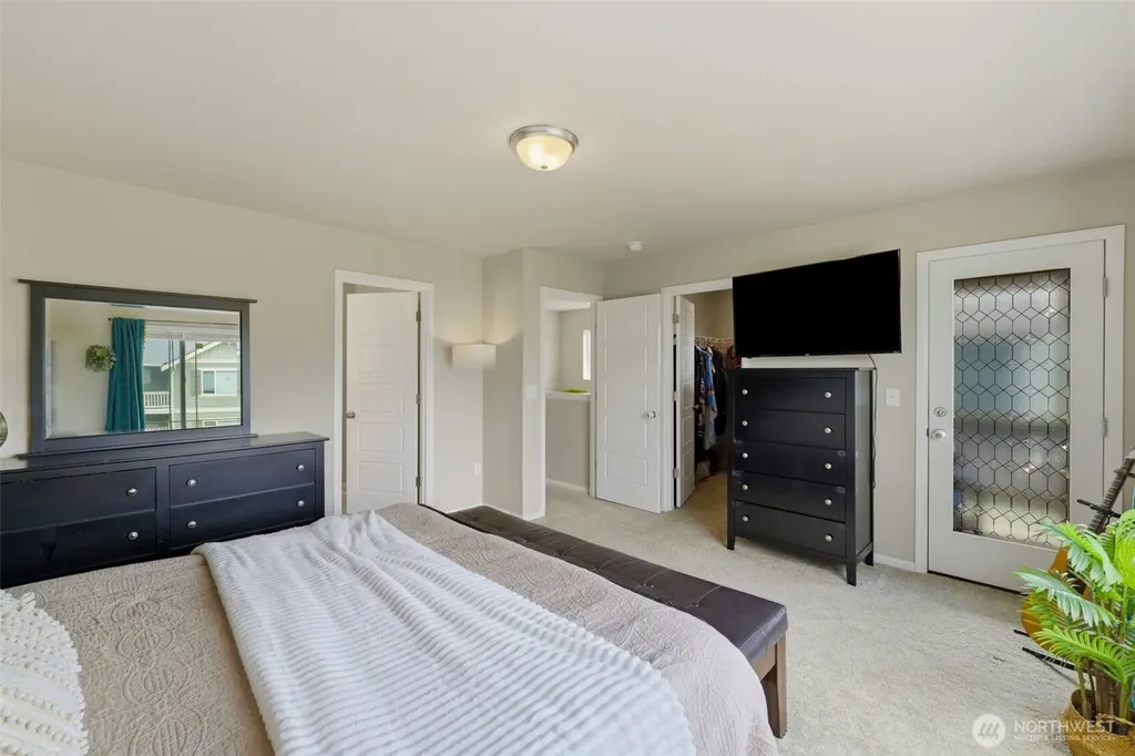 32467 Tolmie Lane Black Diamond WA 98010