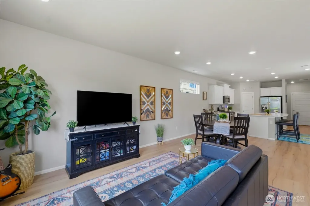 32467 Tolmie Lane Black Diamond WA 98010