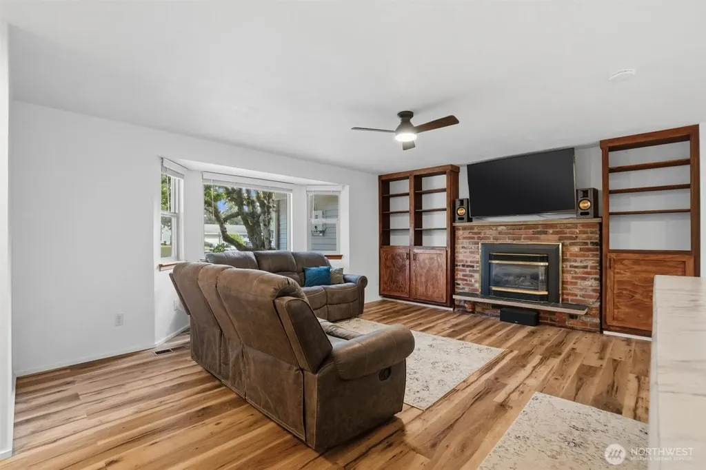 2349 SE Sinclair View Drive Port Orchard WA 98366