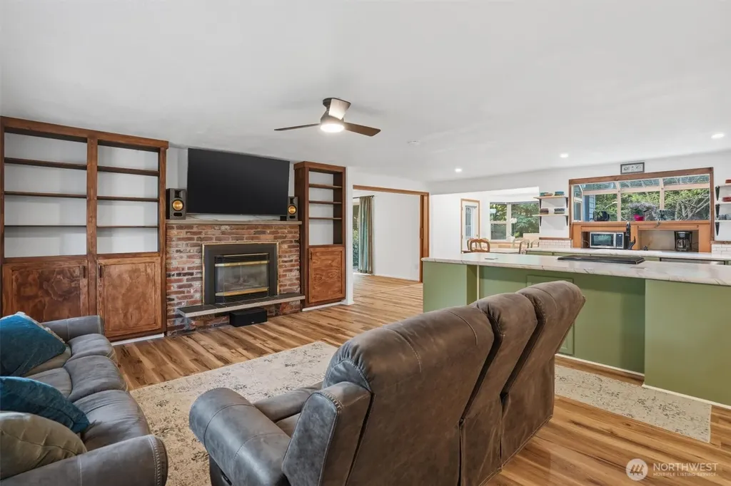 2349 SE Sinclair View Drive Port Orchard WA 98366