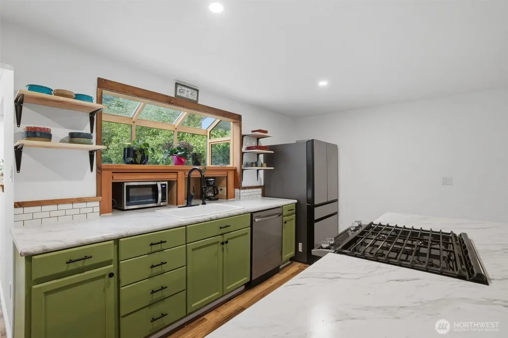 2349 SE Sinclair View Drive Port Orchard WA 98366