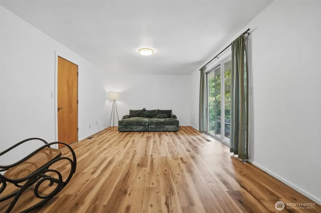 2349 SE Sinclair View Drive Port Orchard WA 98366