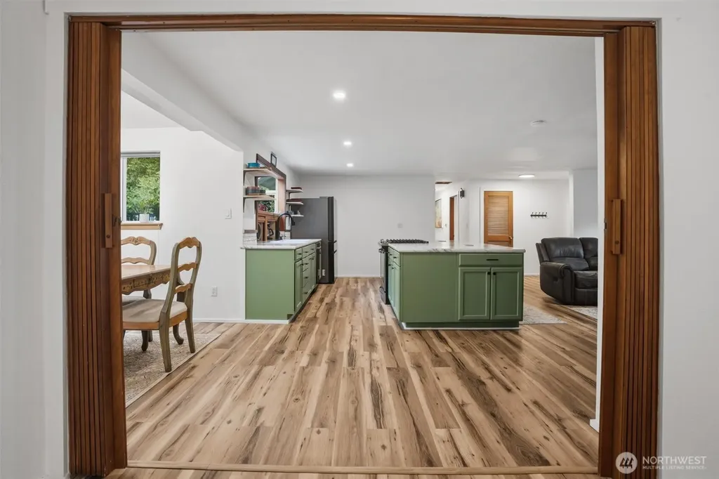 2349 SE Sinclair View Drive Port Orchard WA 98366
