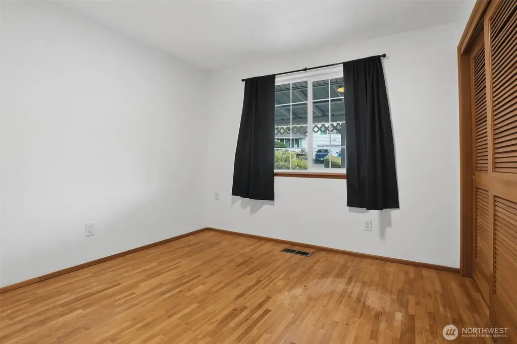 2349 SE Sinclair View Drive Port Orchard WA 98366