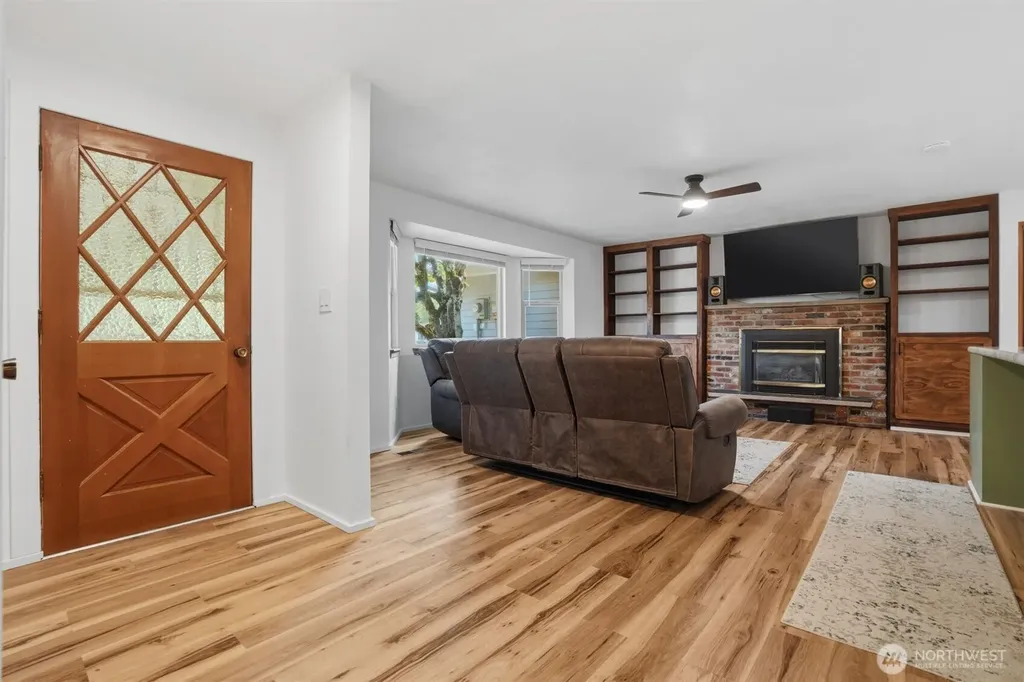 2349 SE Sinclair View Drive Port Orchard WA 98366