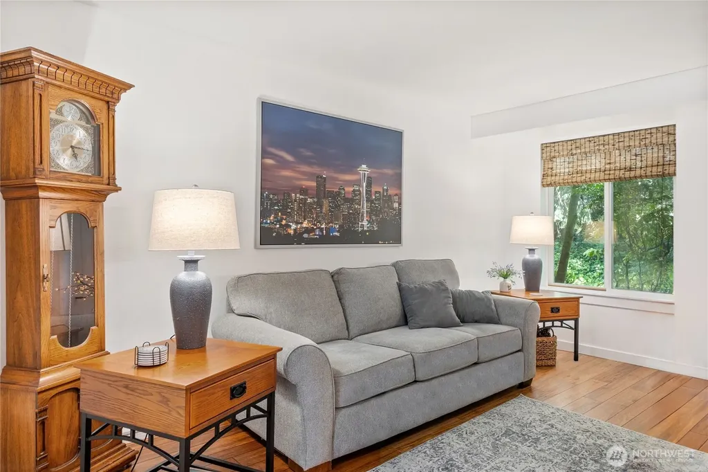 11002 SE Petrovitsky Road Renton WA 98055