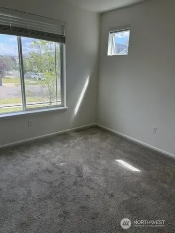 1306 Sherwood Court E Tacoma WA 98445