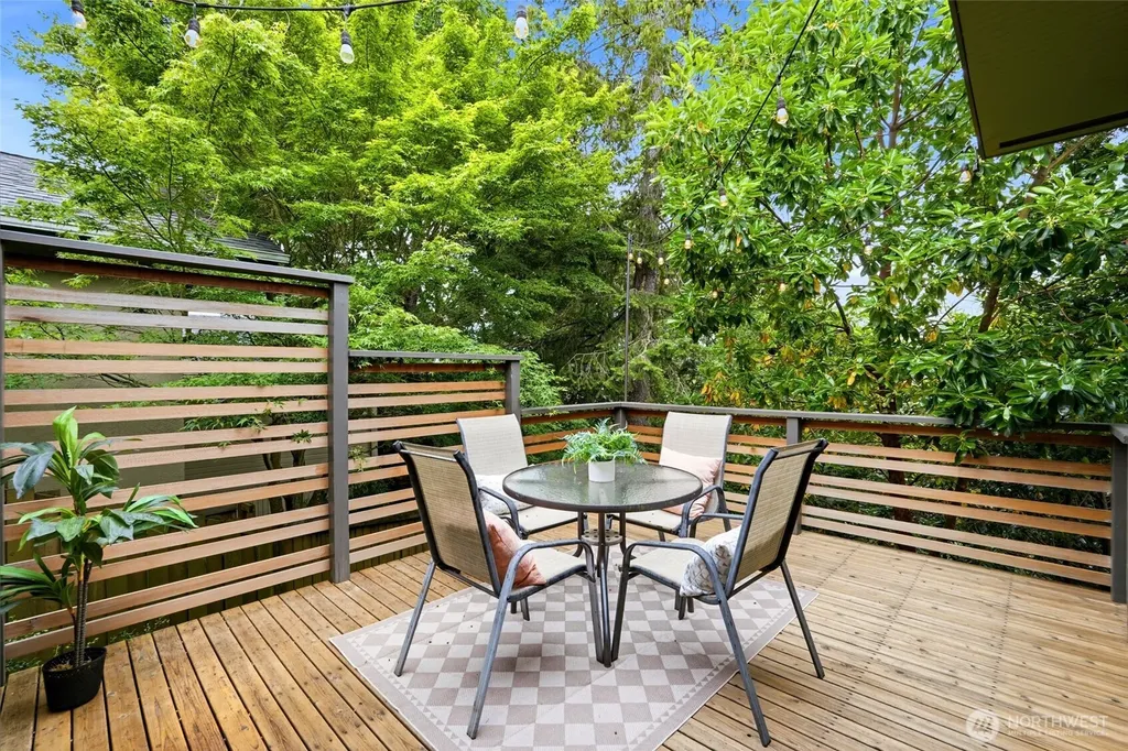 4755 39th Avenue S Seattle WA 98118