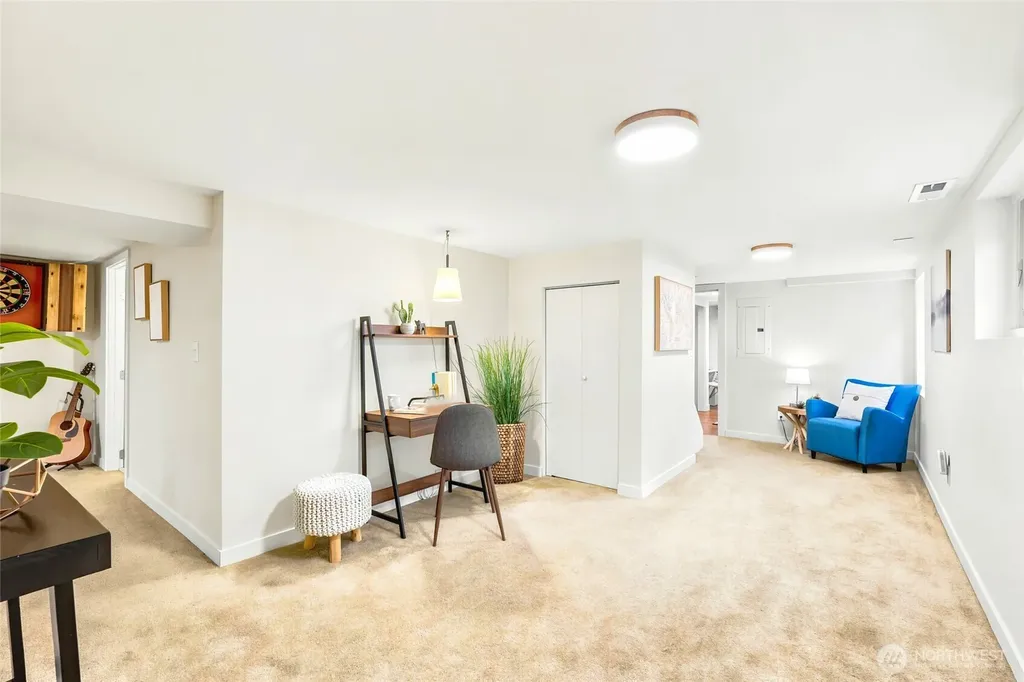 4755 39th Avenue S Seattle WA 98118