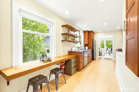 4755 39th Avenue S Seattle WA 98118