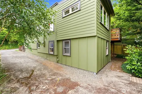 4755 39th Avenue S Seattle WA 98118