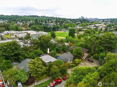 4755 39th Avenue S Seattle WA 98118