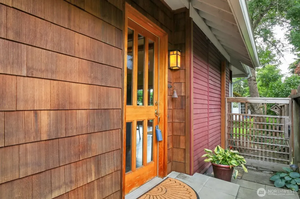 4229 46th Avenue S Seattle WA 98118
