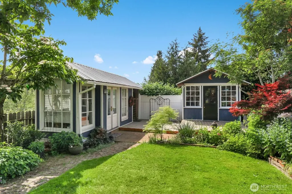 4229 46th Avenue S Seattle WA 98118