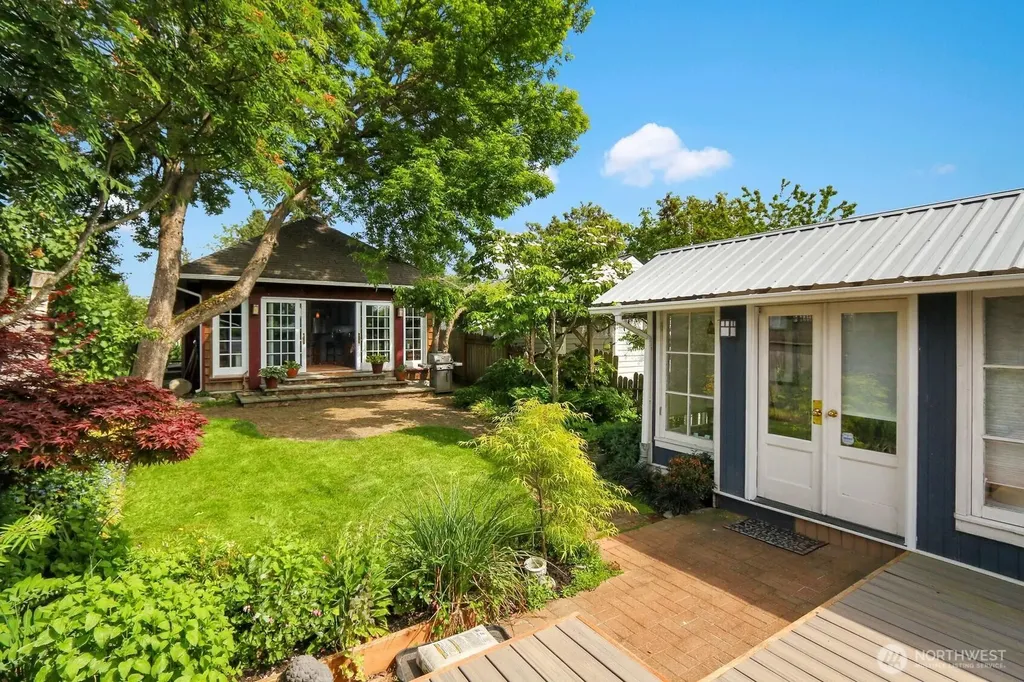 4229 46th Avenue S Seattle WA 98118