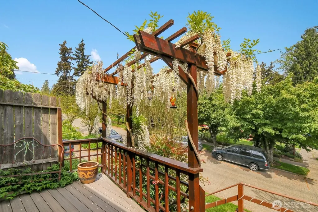 4229 46th Avenue S Seattle WA 98118