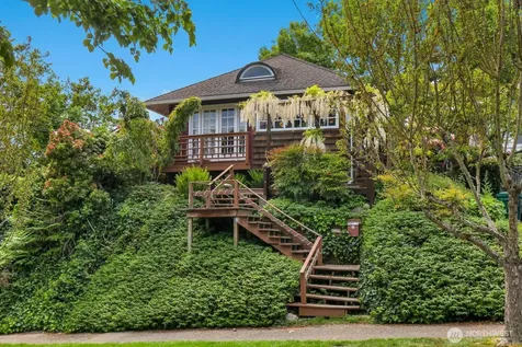 4229 46th Avenue S Seattle WA 98118