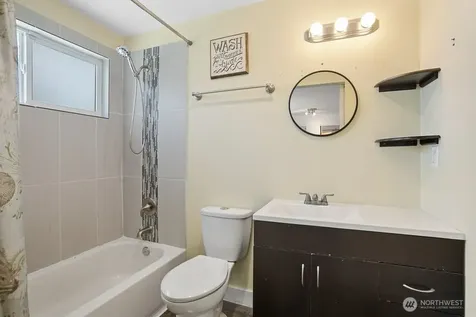 1951 E 65th Street Tacoma WA 98404