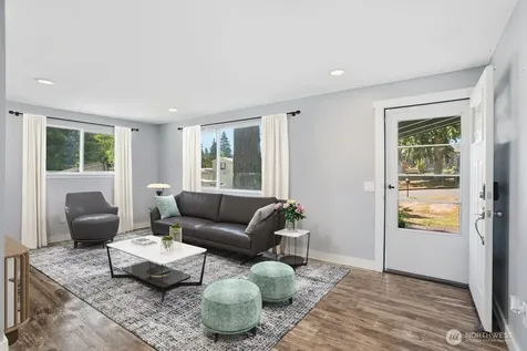 1951 E 65th Street Tacoma WA 98404