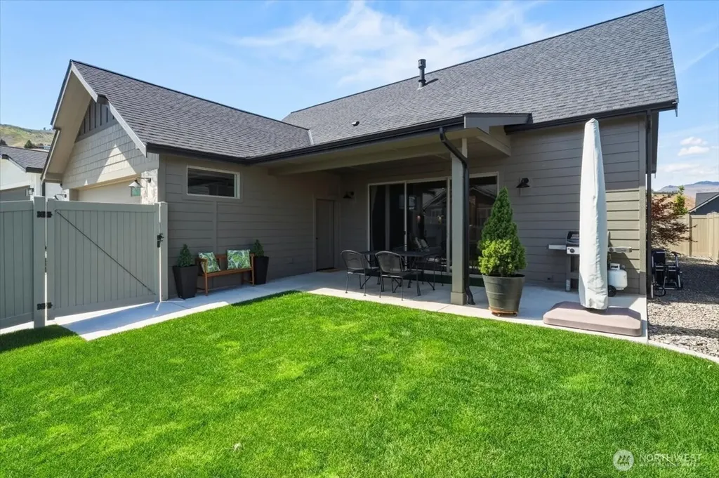 913 Racine Springs Drive Wenatchee WA 98801
