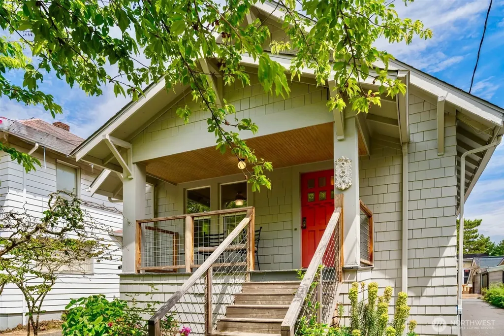 906 19th Avenue Seattle WA 98122