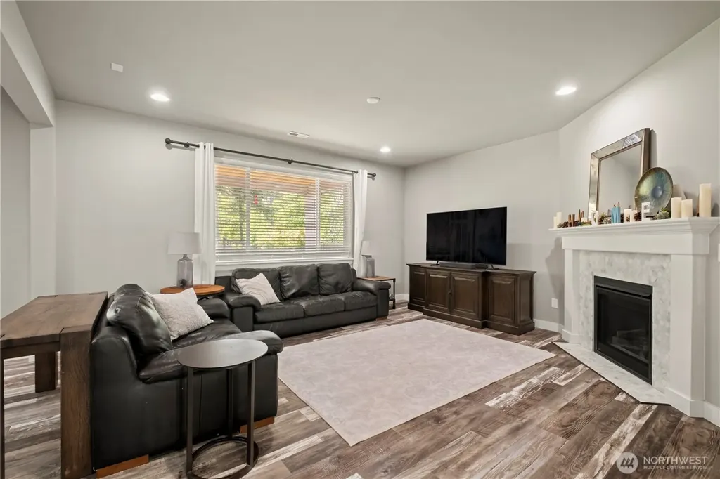 18720 139th Street E Bonney Lake WA 98391