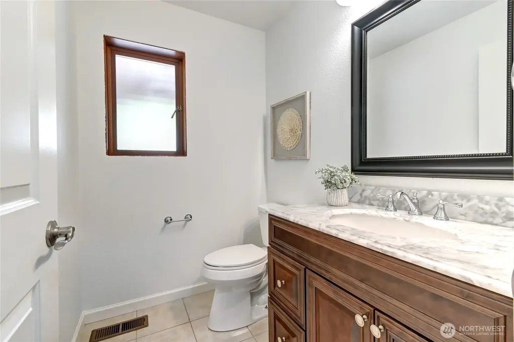 9315 36th Avenue SE Everett WA 98208