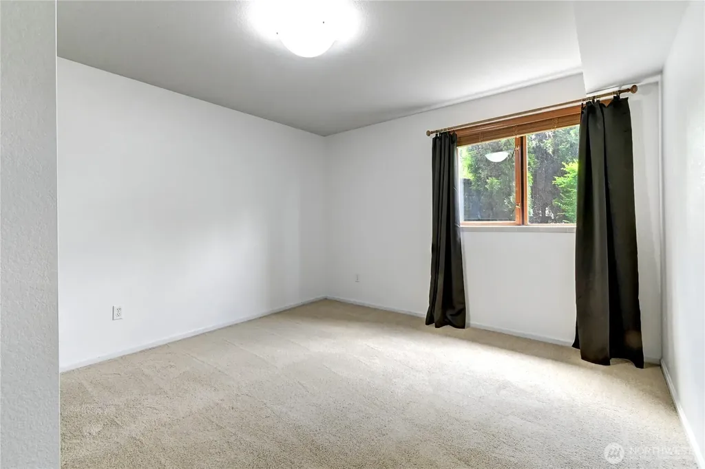 9315 36th Avenue SE Everett WA 98208