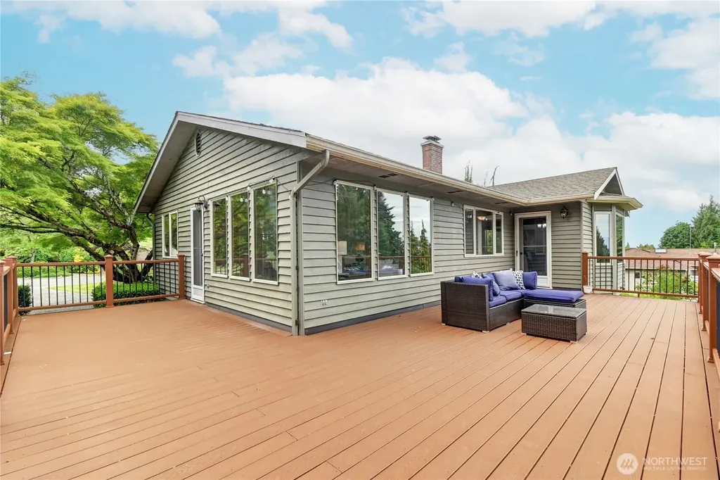 9315 36th Avenue SE Everett WA 98208