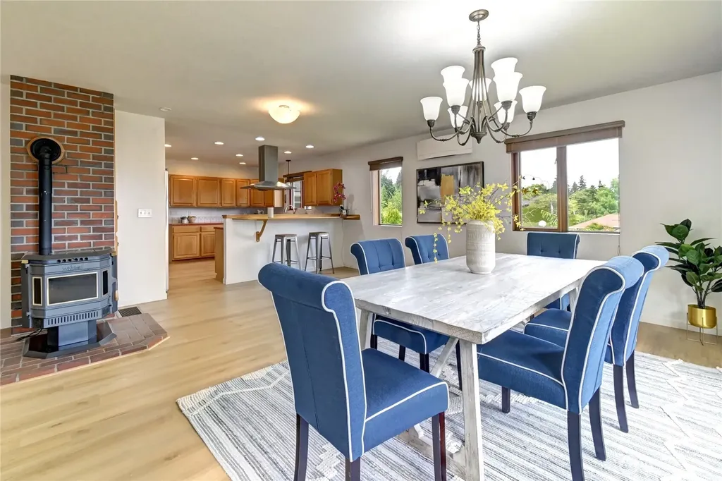 9315 36th Avenue SE Everett WA 98208