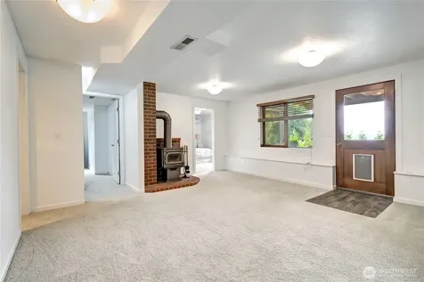 9315 36th Avenue SE Everett WA 98208