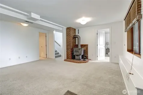 9315 36th Avenue SE Everett WA 98208