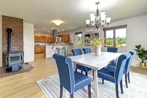 9315 36th Avenue SE Everett WA 98208