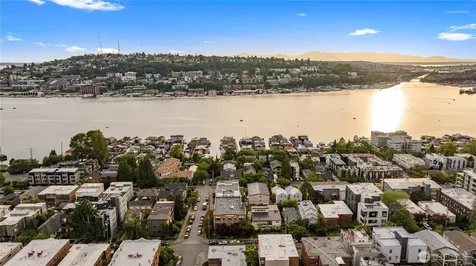 2203 Yale Avenue E Seattle WA 98102