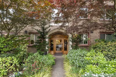 2203 Yale Avenue E Seattle WA 98102