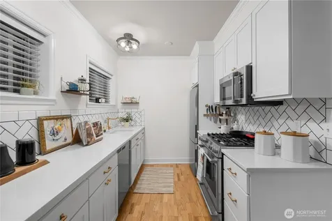 2203 Yale Avenue E Seattle WA 98102