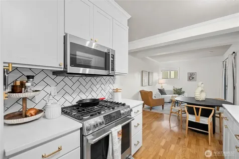 2203 Yale Avenue E Seattle WA 98102