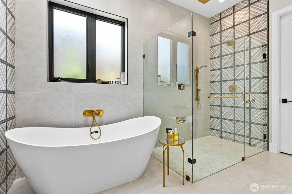 8636 Ashbury Court Blaine WA 98230