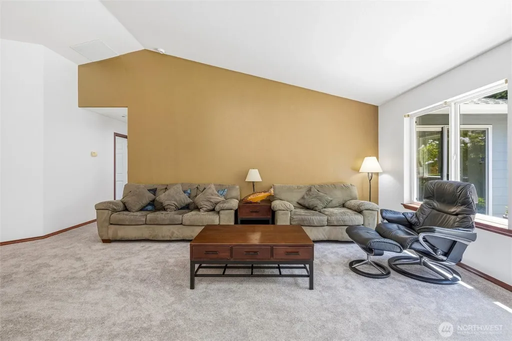 15515 NW 88th Stanwood WA 98292